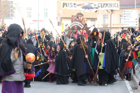 ZLATA POROKA PUSTNI KARNEVAL 81 FOTO LJUBO VUKELIČ